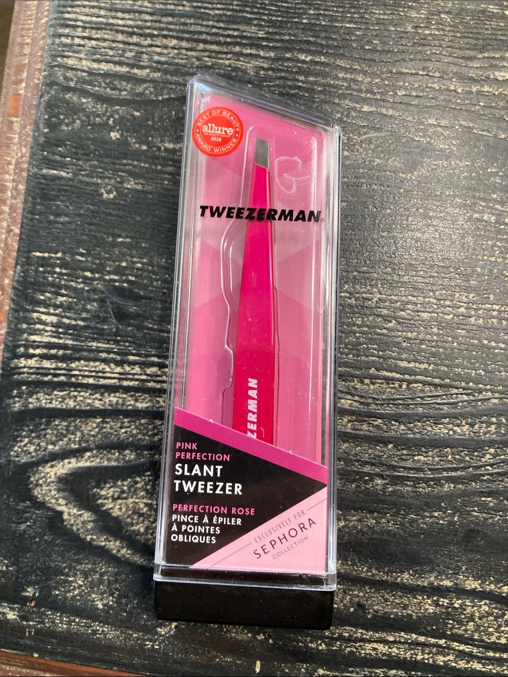 Tweezerman Pink Perfection Slant Tweezer - Pink limited edition